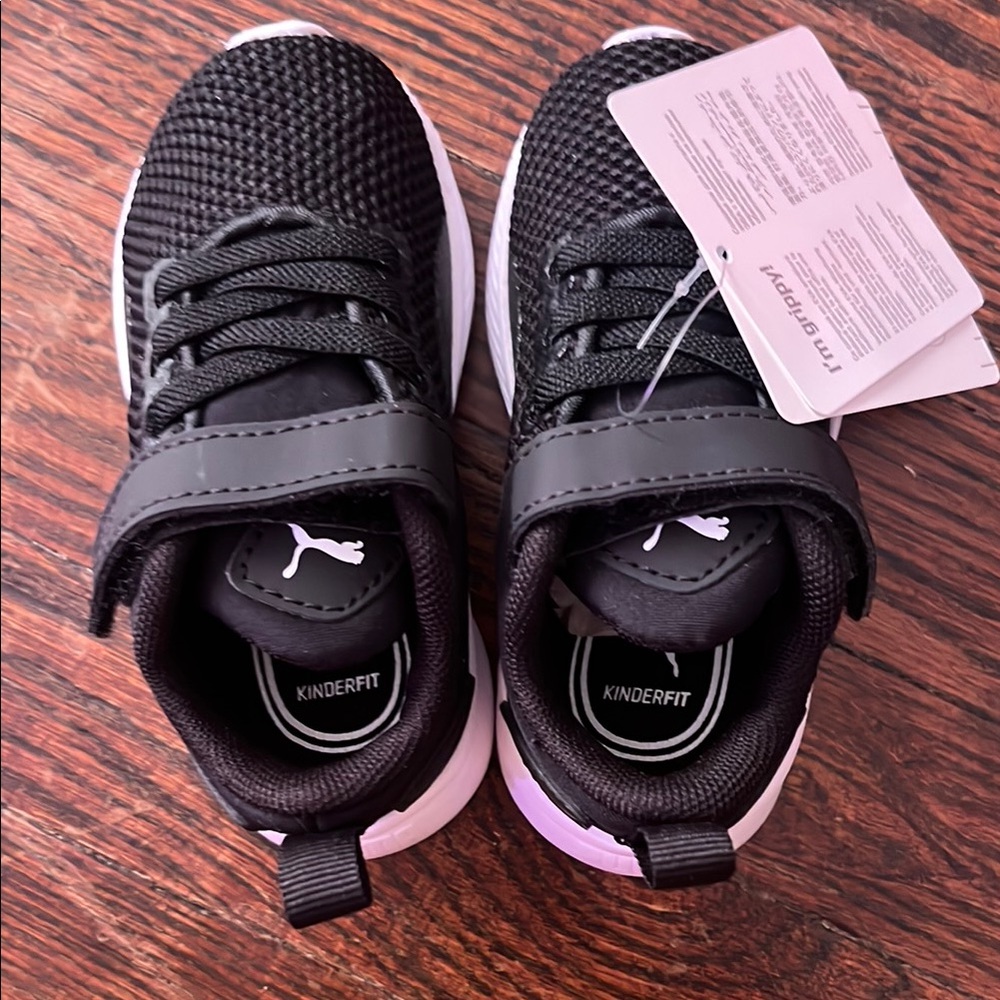 Puma Black and White Kids Sneakers - Picture 4 of 5